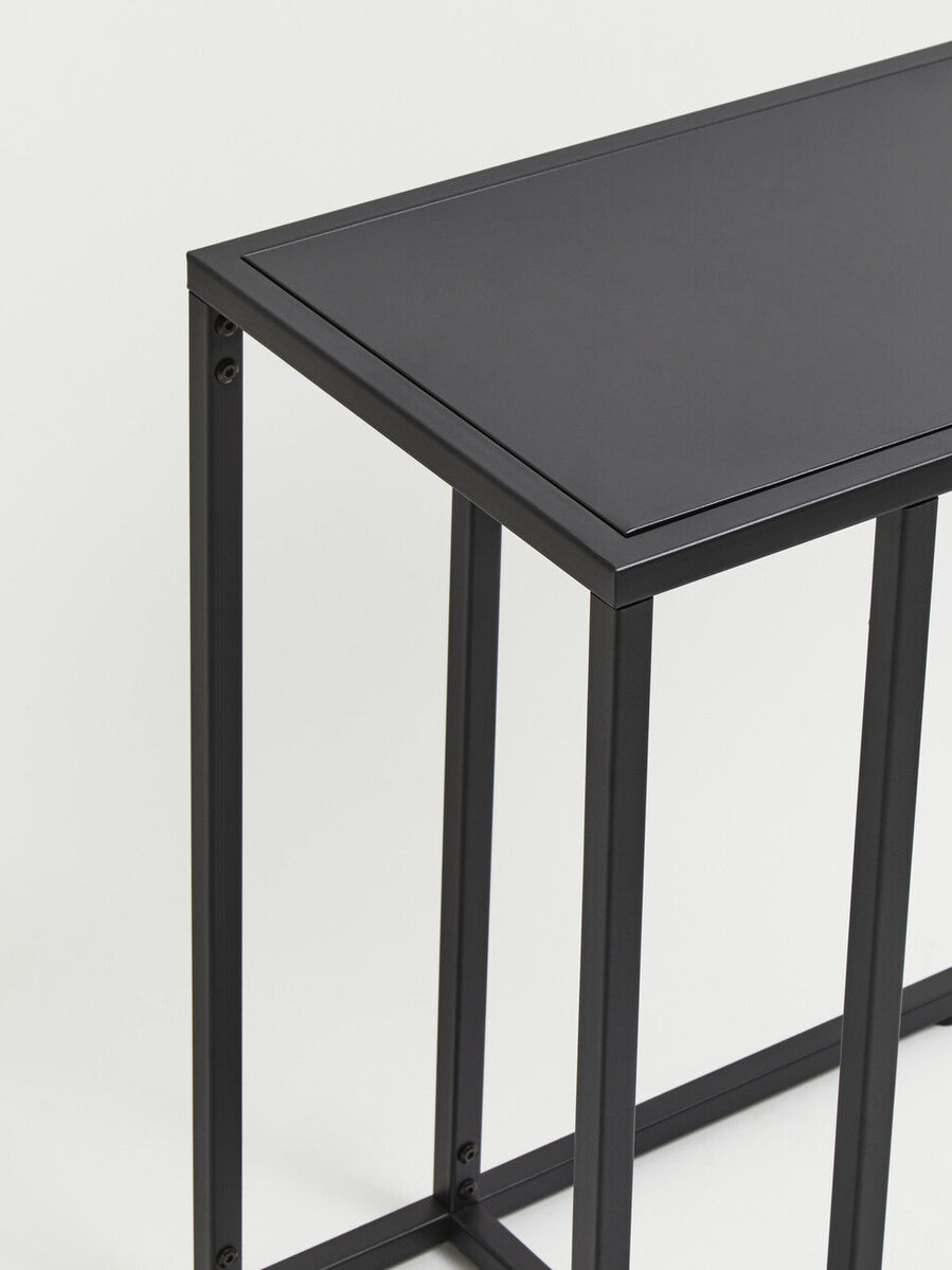 Black Powder Coated Metal Side Table with C-Shaped Design, Acero