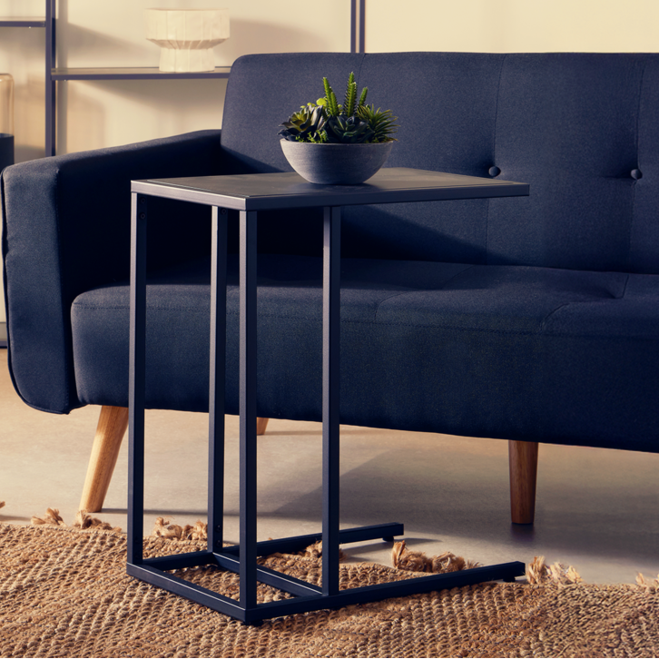 Black Powder Coated Metal Side Table with C-Shaped Design, Acero
