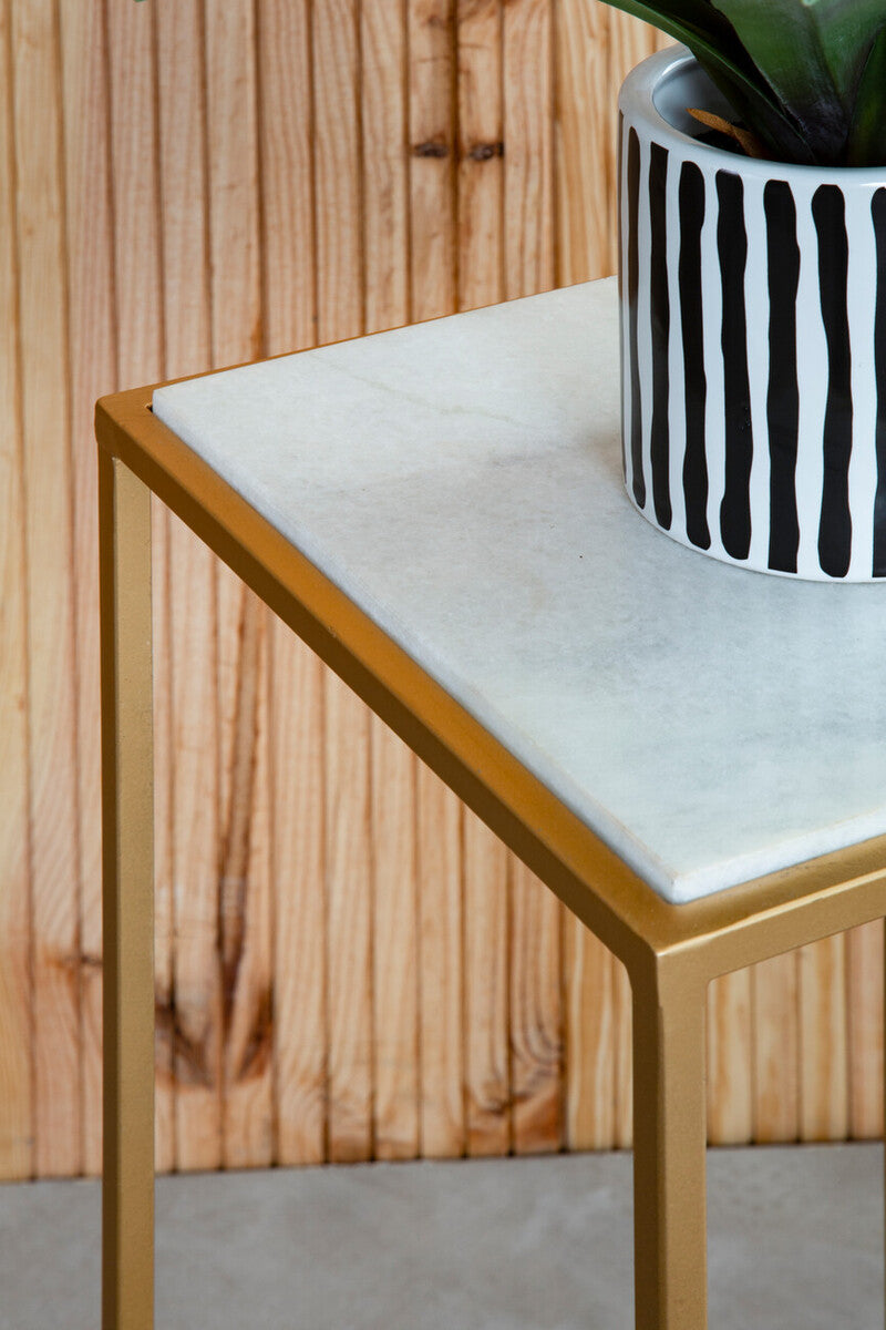 Nest of 2 White Marble Square Top Side Tables with Gold Metal Frame, Mandoli